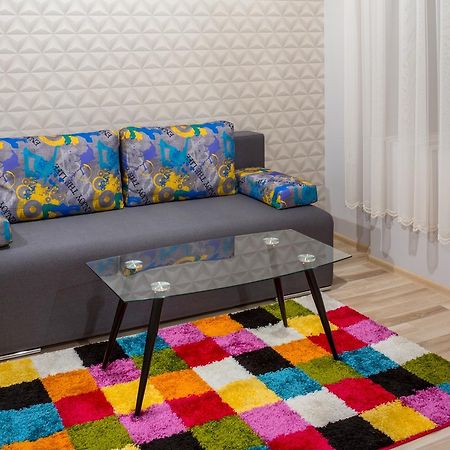 Apartment On Pekarska Street Зі Світлом! إلفيف المظهر الخارجي الصورة